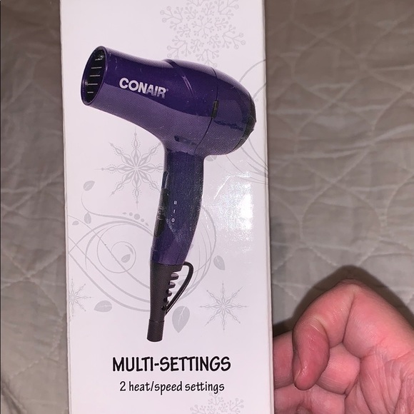 Brand new CONAIR travel size hair dryer - Picture 2 of 4